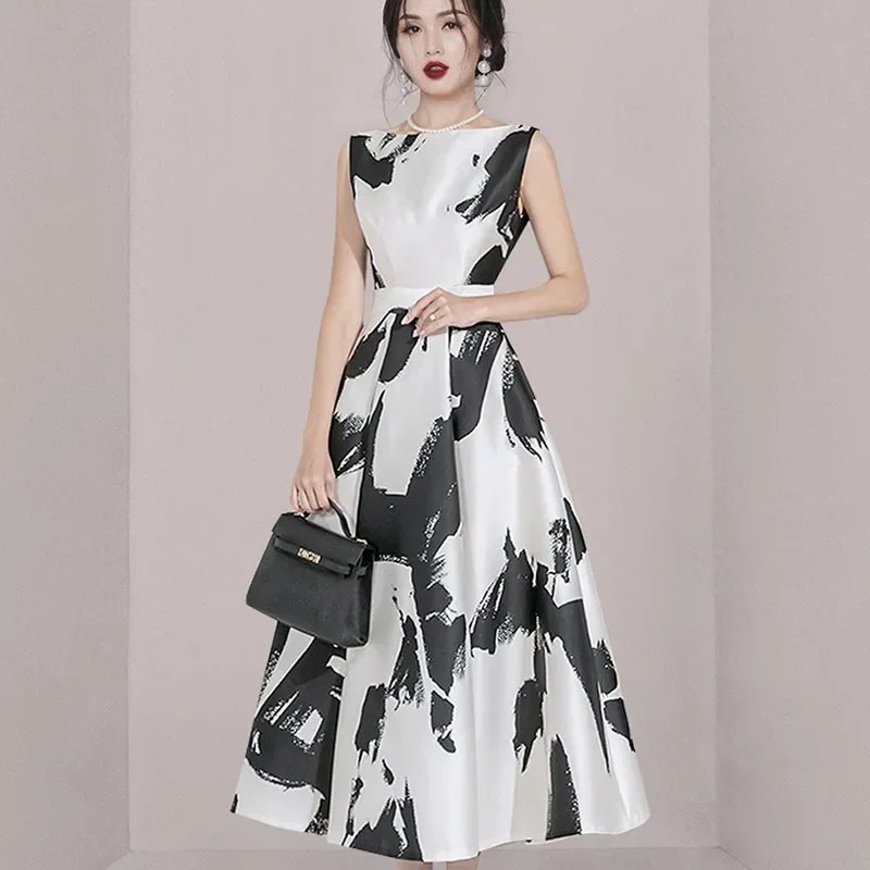 New Summer Dresses Women Retro Sleeveless Printing Vestidos Fashion Slim Big Swing O-Neck Long Party Casual Dress 2025 New
New Summer Dresses Women Retro Sleeveless Printing Vestidos Fashion Slim Big Swing O-Neck Long Party Casual Dress 2025 New