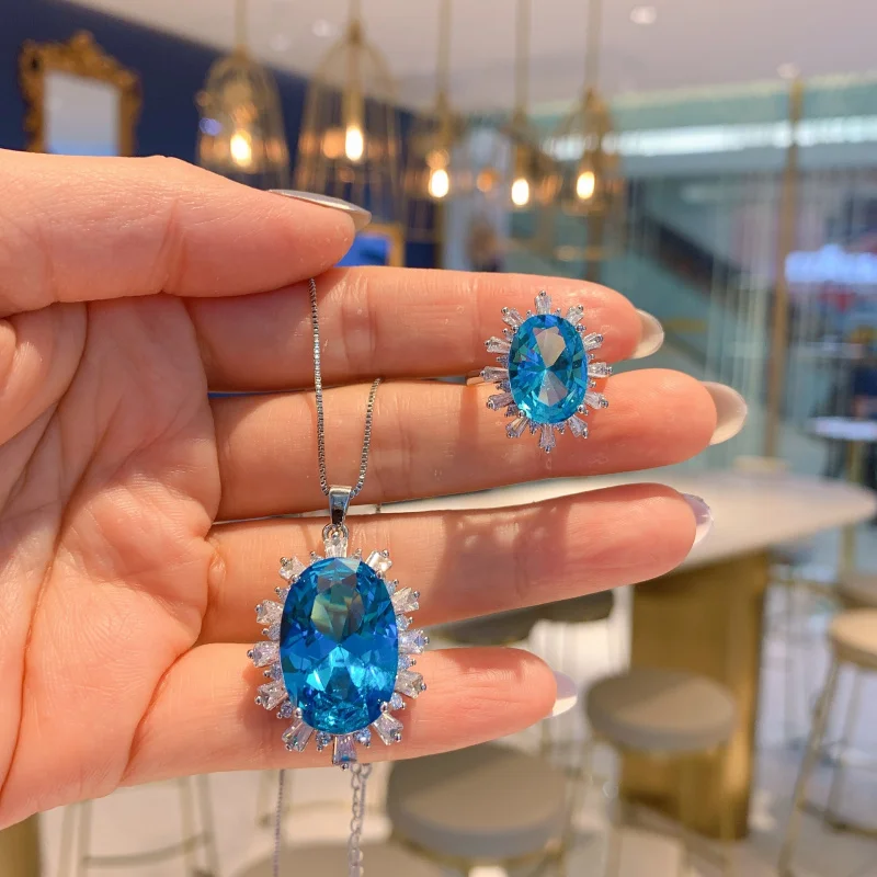 Princess Cut Aquamarine Topaz Full Diamond Gemstone Open Ring Luxurious Pendant Necklace
Princess Cut Aquamarine Topaz Full Diamond Gemstone Open Ring Luxurious Pendant Necklace