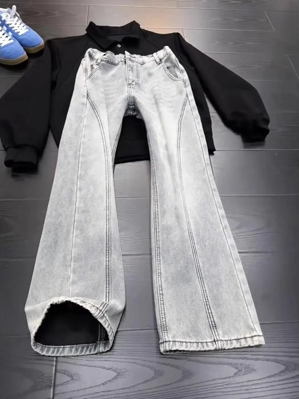 Retro Blue Men's Flared Straight Leg Jeans Extended Length High Street Vibe Clean Fit mid Waist Zipper Closure Wear Resistant
Retro Blue Men's Flared Straight Leg Jeans Extended Length High Street Vibe Clean Fit mid Waist Zipper Closure Wear Resistant