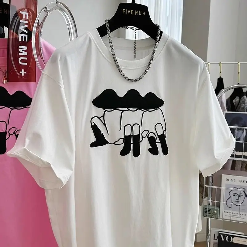 Uniquely Heavy Craftsmanship Printed Loose Round Neck Short-sleeved T-shirt for Women's Summer Design Top
Uniquely Heavy Craftsmanship Printed Loose Round Neck Short-sleeved T-shirt for Women's Summer Design Top