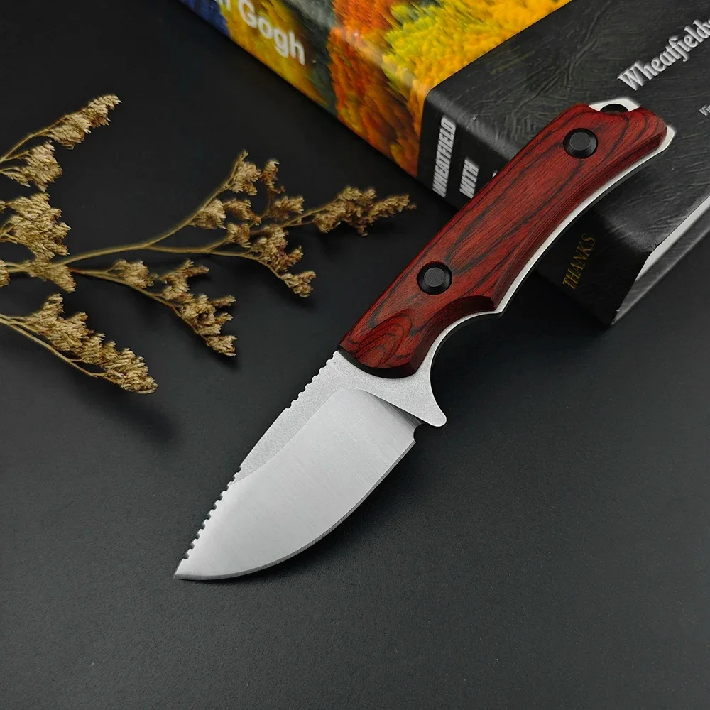 BM 15017 Portable Tactical Hunter Fixed Blade Knife with Leather, 8Cr13 Blade Survival EDC Knife Multi-purpose Rescue Tools
BM 15017 Portable Tactical Hunter Fixed Blade Knife with Leather, 8Cr13 Blade Survival EDC Knife Multi-purpose Rescue Tools
