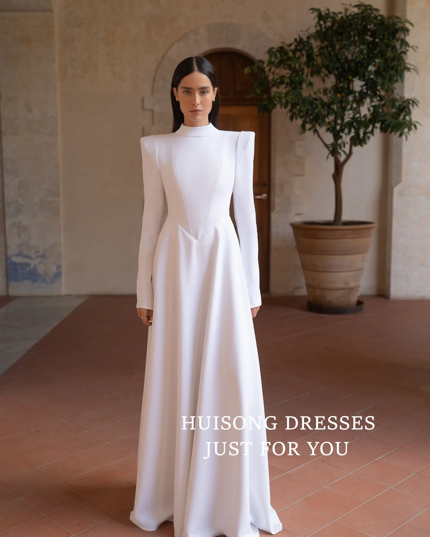 HUISONG Customized Modest Satin Wedding Dresses High-Neck Long Sleeves A-Line Beach Muslim Bridal Gown שמלת כלה
HUISONG Customized Modest Satin Wedding Dresses High-Neck Long Sleeves A-Line Beach Muslim Bridal Gown שמלת כלה