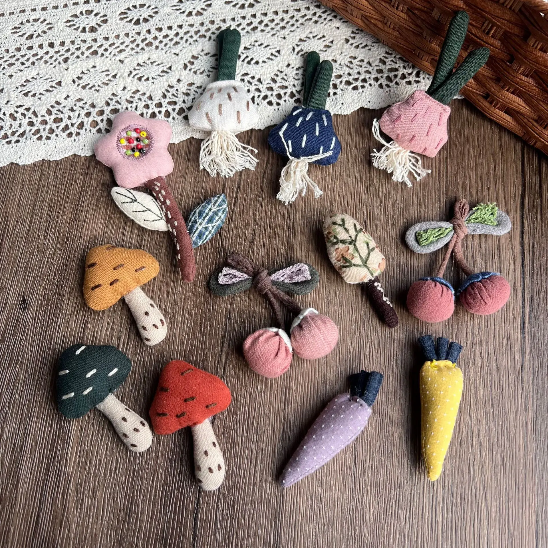 Handmade Stuffed 3D Cartoon Brooch Pin Forest Cute Versatile for Bag Clothing Accessory Premium Kawaii
Handmade Stuffed 3D Cartoon Brooch Pin Forest Cute Versatile for Bag Clothing Accessory Premium Kawaii