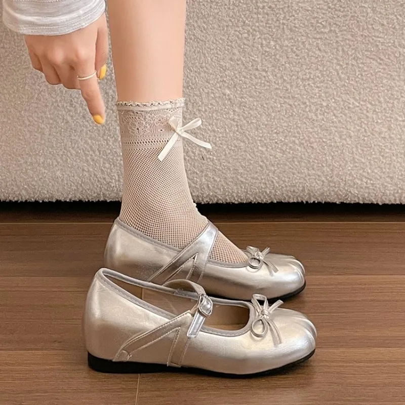 Butterfly-knot Women Shoes Concise Round Toe Shallow Internal Increase Shoes Ladies Elegant
Butterfly-knot Women Shoes Concise Round Toe Shallow Internal Increase Shoes Ladies Elegant