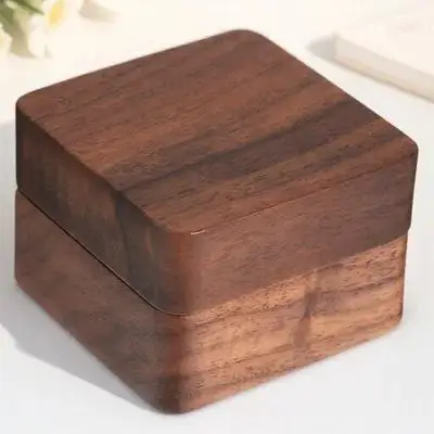 Деревянная шкатулка для украшений, премиальный футляр для хранения колец, органайзер для помолвки, свадьбы, предложения руки и сердца, водонепроницаемый, компактный дизайн
Деревянная шкатулка для украшений, премиальный футляр для хранения колец, органайзер для помолвки, свадьбы, предложения руки и сердца, водонепроницаемый, компактный дизайн