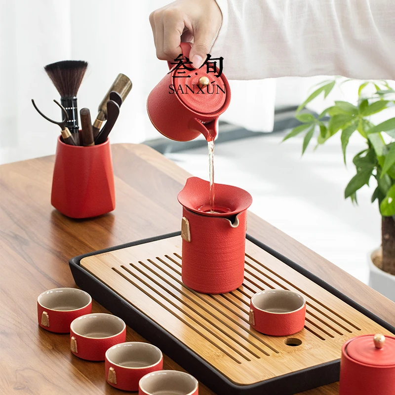 Handmade Porcelain Tea Set Luxury Chinease Gift Box Minimalist Solid Wood Tea Table Set with Tray Porcelain Drinkware
Handmade Porcelain Tea Set Luxury Chinease Gift Box Minimalist Solid Wood Tea Table Set with Tray Porcelain Drinkware