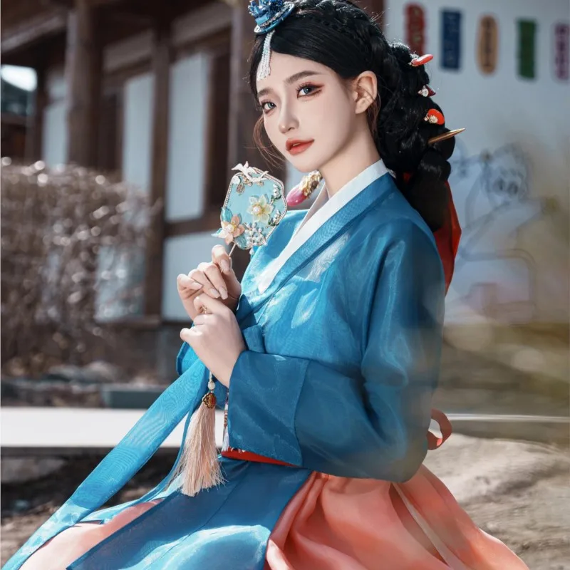 Traditional lady embroidered dress female daily travel shoot performance costume
Traditional lady embroidered dress female daily travel shoot performance costume