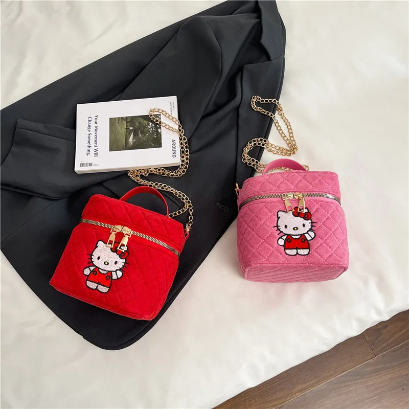 Kawaii Hello Kitty Makeup and Wash Bag Cute Cartoon Small Fragrant Wind Ling Grid Chain Crossbody Bag Women Supplies Wholesale
Kawaii Hello Kitty Makeup and Wash Bag Cute Cartoon Small Fragrant Wind Ling Grid Chain Crossbody Bag Women Supplies Wholesale
