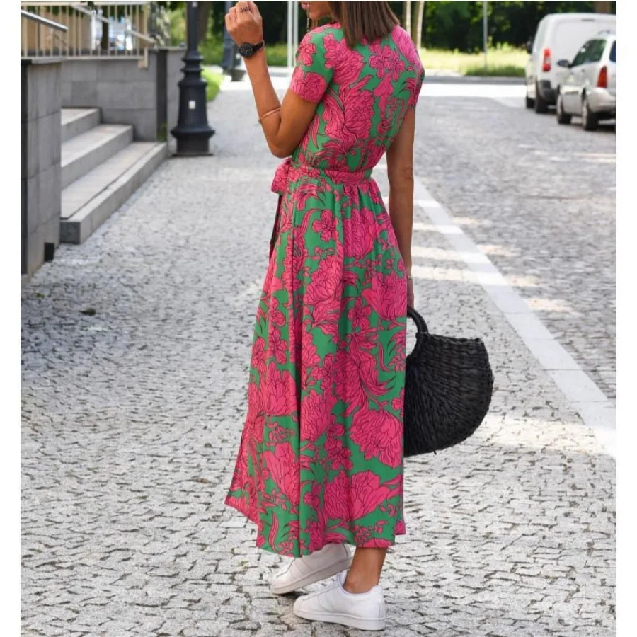 【New style】2026 's new summer v-neck printed lace dress in stock
【New style】2026 's new summer v-neck printed lace dress in stock