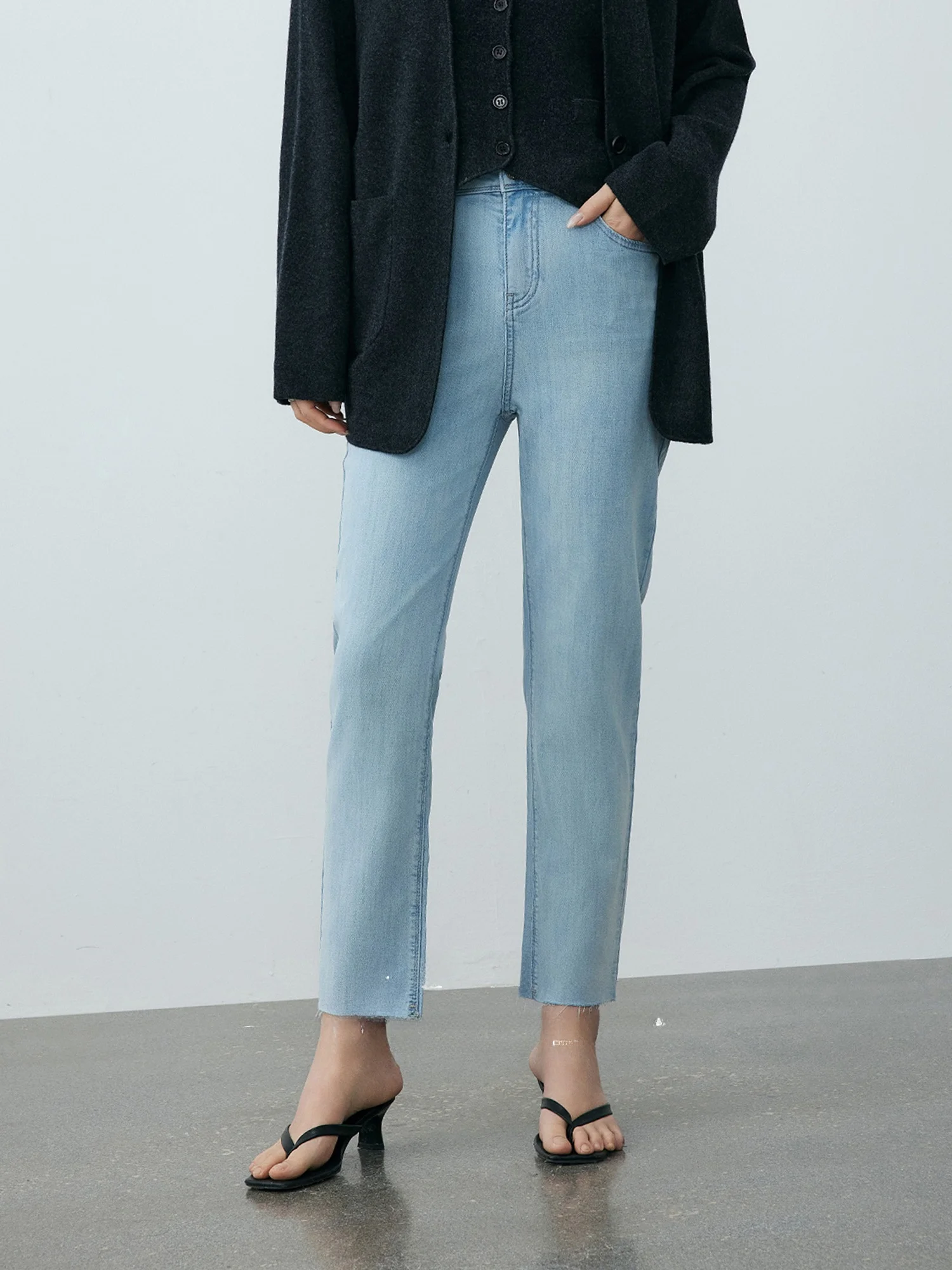 Fashionable Luxury Commute Slimming Leg Copper Ammonia Silk Cotton Spring Summer Jeans Nine-Piece Pants French Bread Pants
Fashionable Luxury Commute Slimming Leg Copper Ammonia Silk Cotton Spring Summer Jeans Nine-Piece Pants French Bread Pants