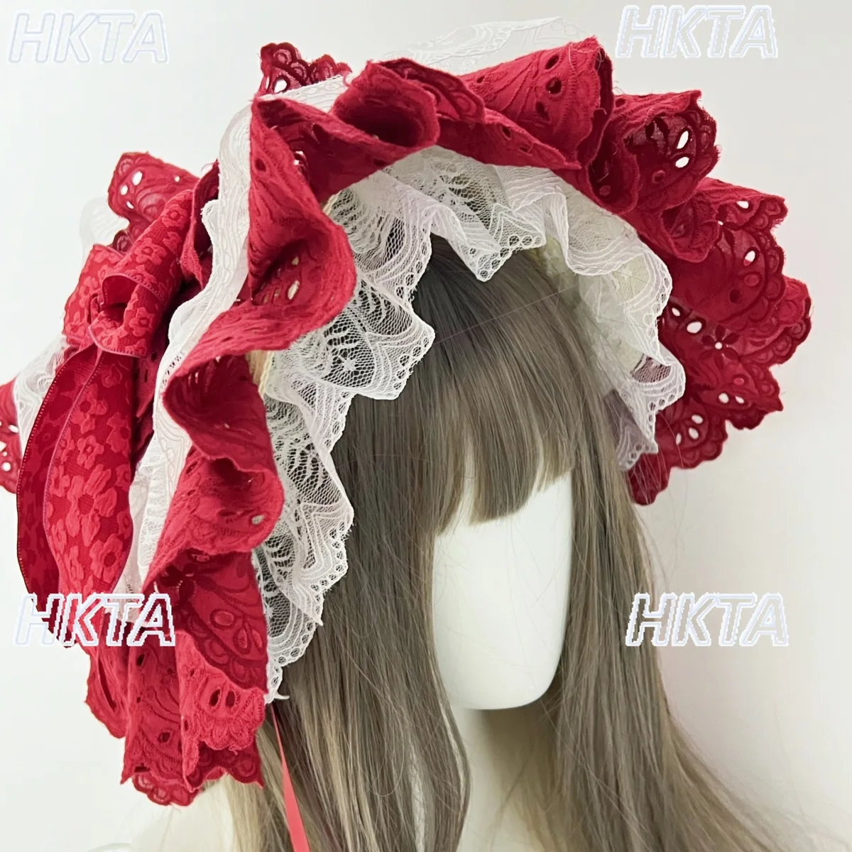 Original Handmade Lolita LO Girl Hat Dark Lace Bonnet BNT Cap Dark Style Costume Headwear Straw Hat for Women
Original Handmade Lolita LO Girl Hat Dark Lace Bonnet BNT Cap Dark Style Costume Headwear Straw Hat for Women