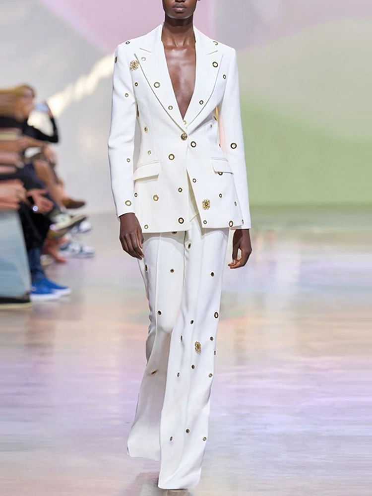 Luxury Solid Metal Hole Blazer Pant Outfit Spring Women Single Buckle Long Sleeves Jacket+straight Trousers Autumn Two Piece Set
Luxury Solid Metal Hole Blazer Pant Outfit Spring Women Single Buckle Long Sleeves Jacket+straight Trousers Autumn Two Piece Set