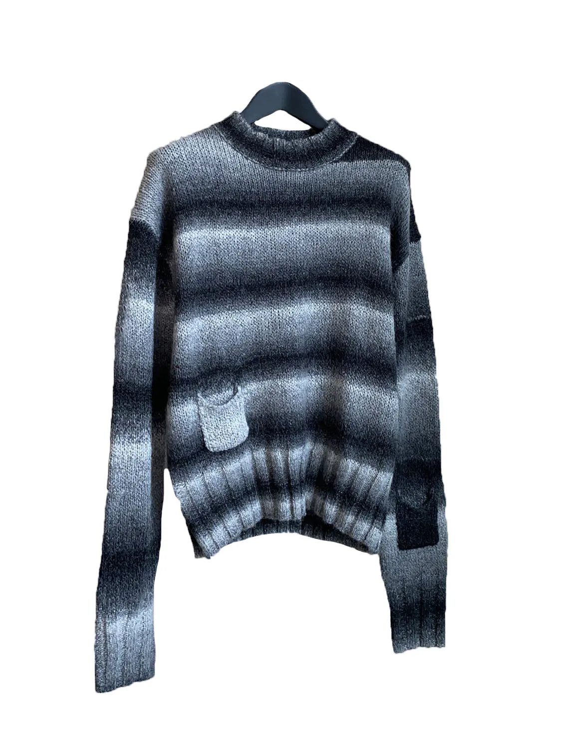 Sweater jacket round neck short loose fit color collision design warm and comfortable 2023 winter new 1120
Sweater jacket round neck short loose fit color collision design warm and comfortable 2023 winter new 1120