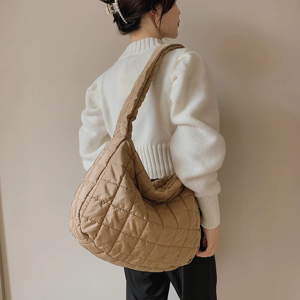 Women Vintage Checkered Shoulder Bag Women Autumn Winter Nylon Shoulder Bag Solid Color Shopping Daily Handbag
Women Vintage Checkered Shoulder Bag Women Autumn Winter Nylon Shoulder Bag Solid Color Shopping Daily Handbag