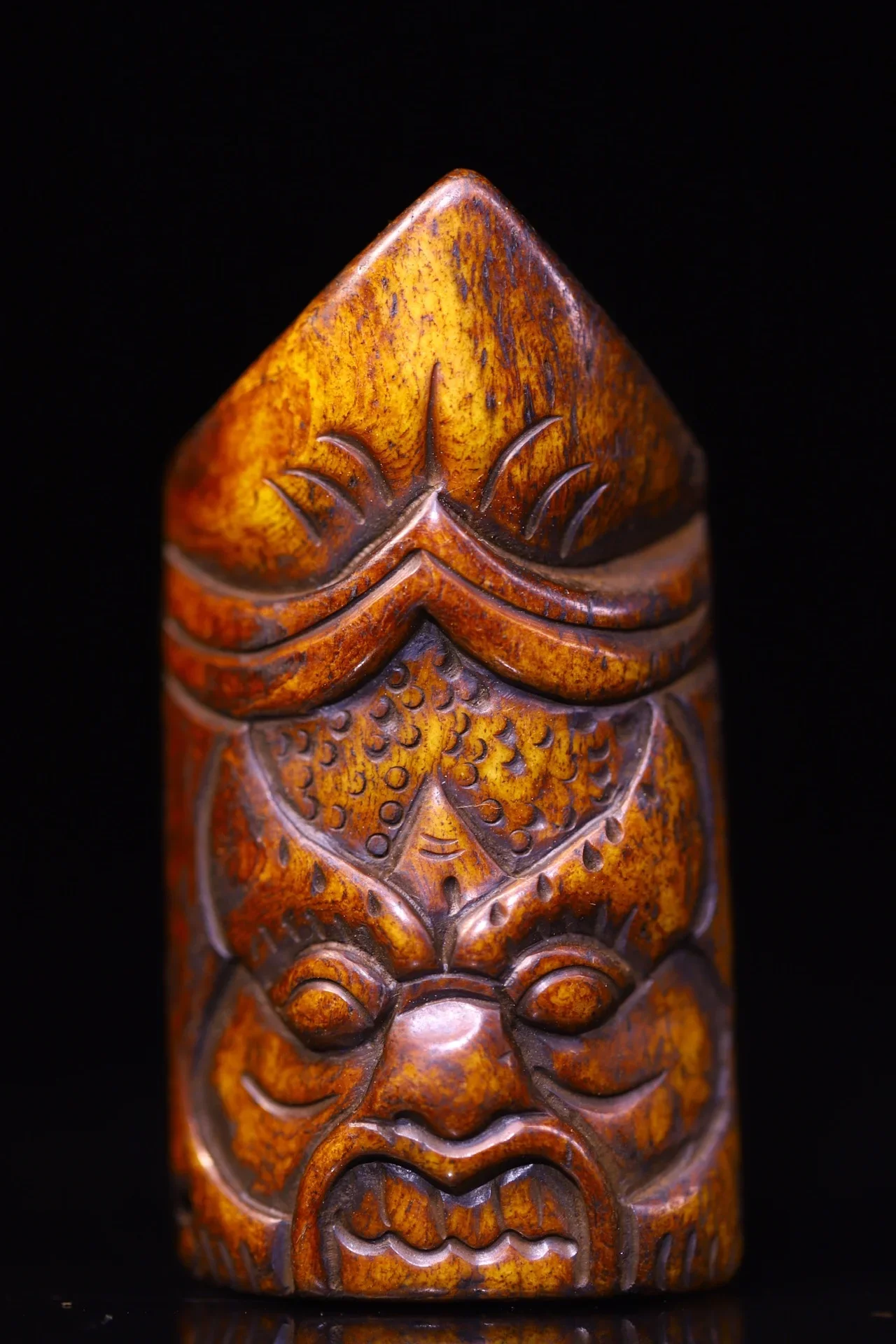 3"Tibetan Temple Collection Old Natural Gabbra Cinnabar Mahakala Head Buddha Card Kapala Pendant Amulet Town house Exorcism
3"Tibetan Temple Collection Old Natural Gabbra Cinnabar Mahakala Head Buddha Card Kapala Pendant Amulet Town house Exorcism