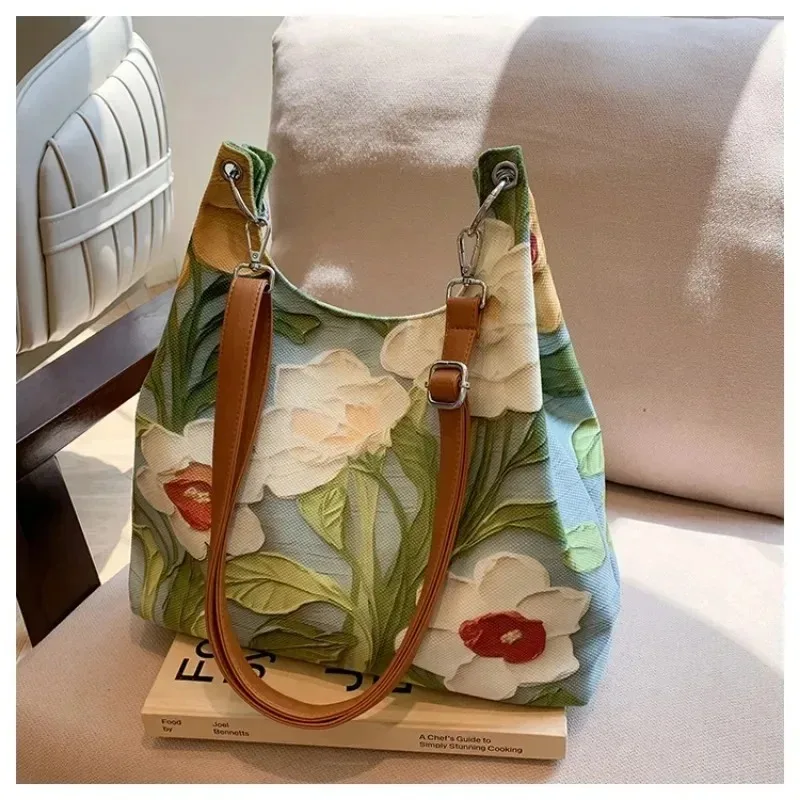 Large Capacity Nylon Hasp 2025 New Shoulder Bag Solid Color Flower High Beauty Fashion Crossbody Bag Soft Versatile Handbag 
Large Capacity Nylon Hasp 2025 New Shoulder Bag Solid Color Flower High Beauty Fashion Crossbody Bag Soft Versatile Handbag
