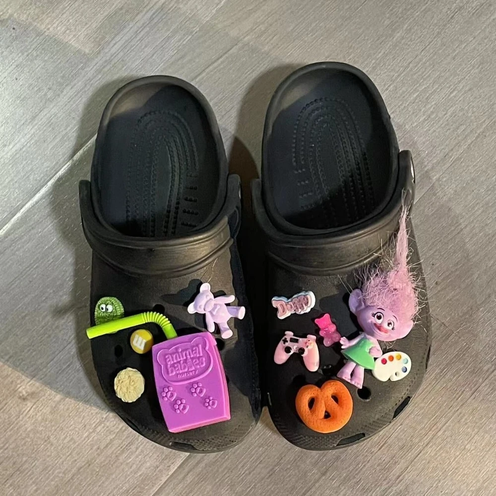 Симпатичные Мультяшные подвески для обуви Crocs, строительные блоки, кактус, медведь, сабо, подвески, дизайнерские украшения для обуви, аксессуары, Большая распродажа
Симпатичные Мультяшные подвески для обуви Crocs, строительные блоки, кактус, медведь, сабо, подвески, дизайнерские украшения для обуви, аксессуары, Большая распродажа