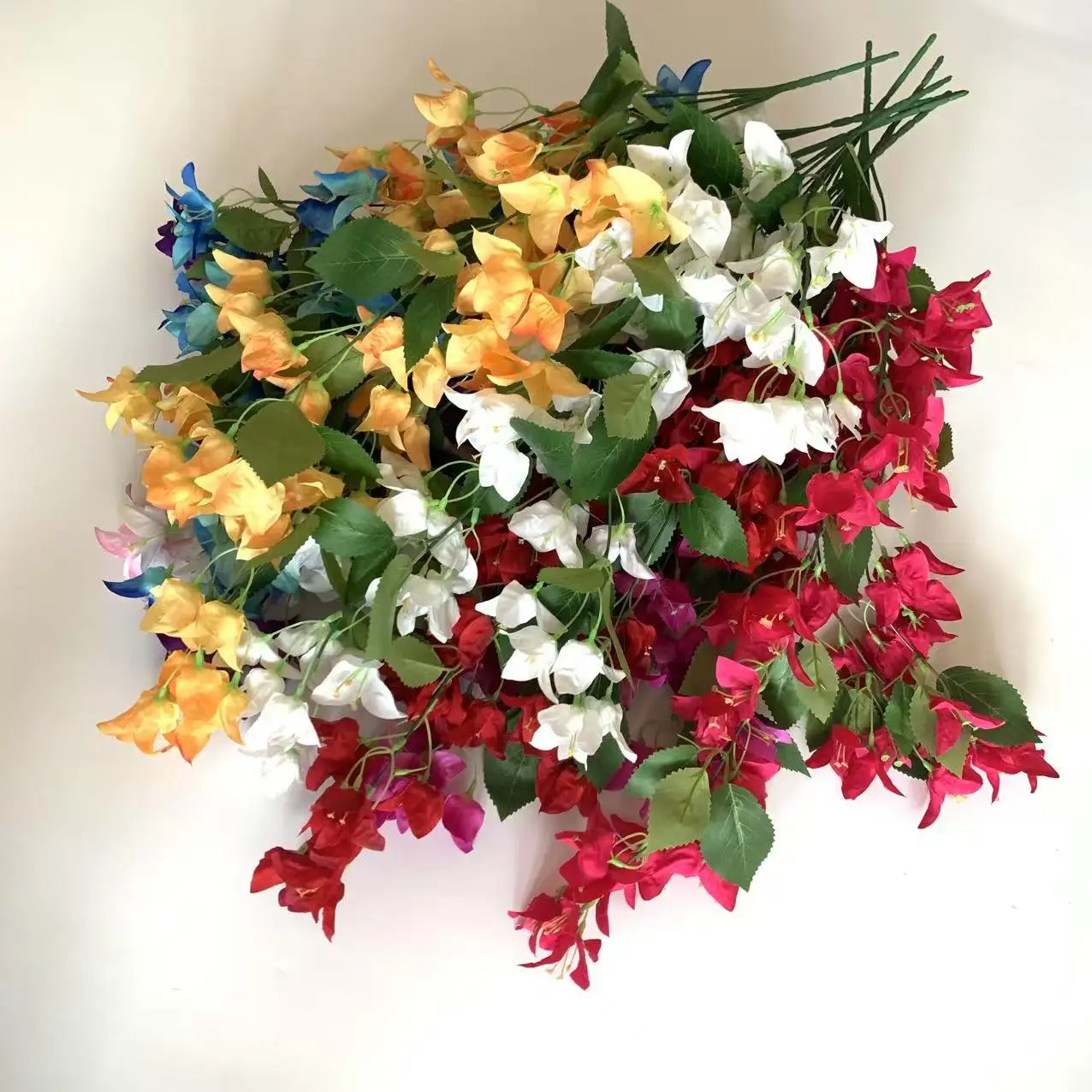Simulation of bougainvillea five-pronged indoor wall hanging decoration bougainvillea bouquet wedding flowers artificial flowers
Simulation of bougainvillea five-pronged indoor wall hanging decoration bougainvillea bouquet wedding flowers artificial flowers
