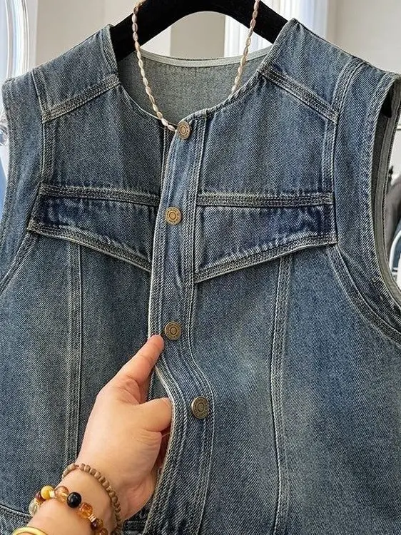2025 round Ne Casual Denim Vest Women's Spring Autumn Svel oulder Pad Jaet Retro Very Attractive Top
2025 round Ne Casual Denim Vest Women's Spring Autumn Svel oulder Pad Jaet Retro Very Attractive Top