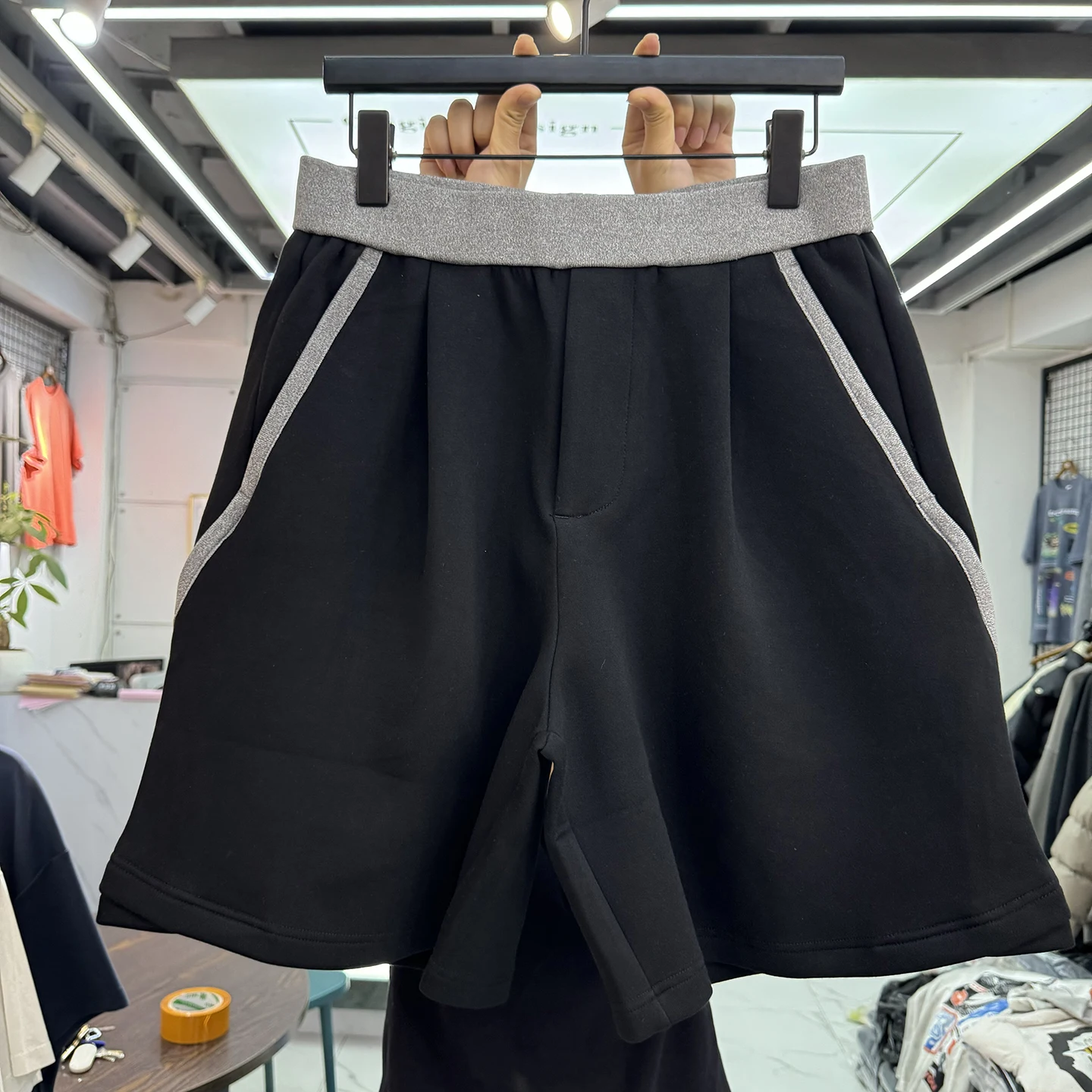 Superway Heavyweight Summer American Splice Color Block Casual Shorts Loose Elastic Waist Drawstring Men Women Short Pants
Superway Heavyweight Summer American Splice Color Block Casual Shorts Loose Elastic Waist Drawstring Men Women Short Pants
