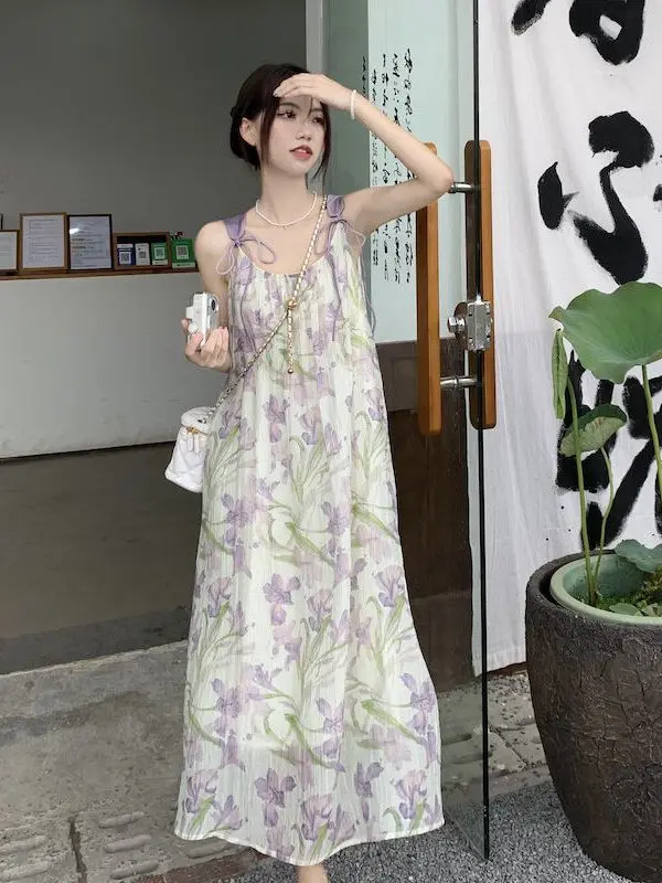 Summer Outfit Women's Sweet Halter Neck Gown Drapey Purple Floral Skirted Chiffon Dress Gathered Waist Long Evening Gown
Summer Outfit Women's Sweet Halter Neck Gown Drapey Purple Floral Skirted Chiffon Dress Gathered Waist Long Evening Gown
