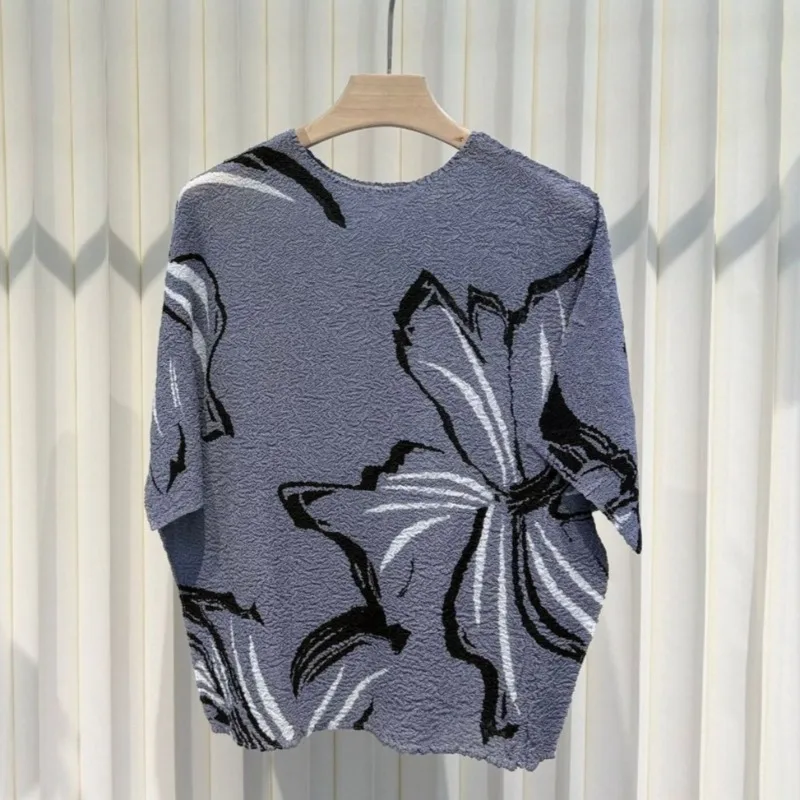 Miyake Pleated New T-Shirt 2026 Fashion Floral Print Sponge Pleated Batwing Sleeve Top Women's Lightweight Stretchy Clothing
Miyake Pleated New T-Shirt 2026 Fashion Floral Print Sponge Pleated Batwing Sleeve Top Women's Lightweight Stretchy Clothing