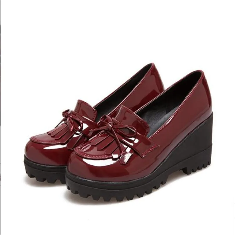 Fashion Tassels Women Heeled Shoes Ladies Wedge Heels Brand Women Platform Pumps Casual Woman 7.5cm Wedges Big Size 33-43
Fashion Tassels Women Heeled Shoes Ladies Wedge Heels Brand Women Platform Pumps Casual Woman 7.5cm Wedges Big Size 33-43
