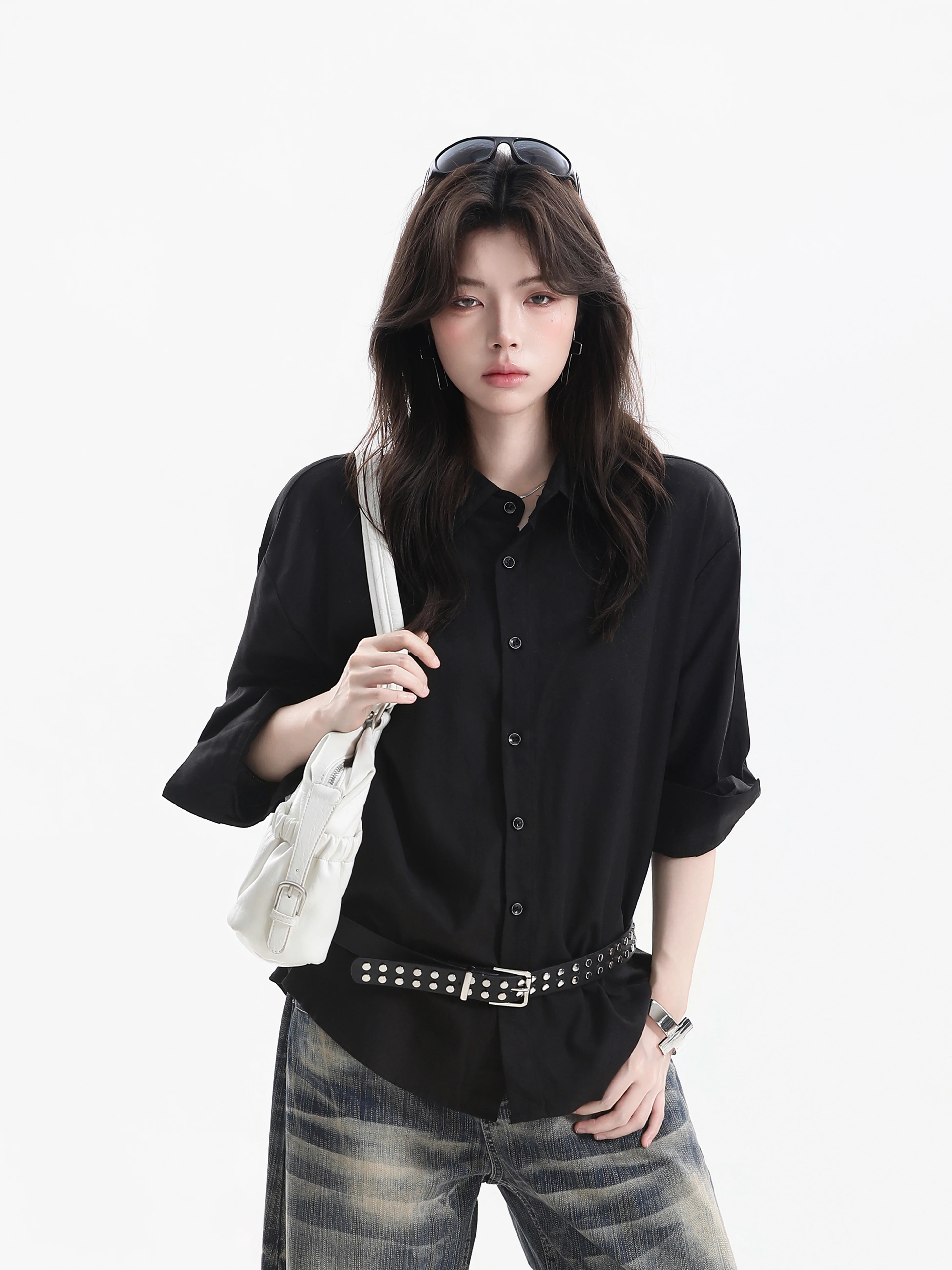 Black Linen Shirt Short Sleeve Loose Fit Neutral Style Anti-Aging Silhouette Korean High Intelligence Summer T-shirt
Black Linen Shirt Short Sleeve Loose Fit Neutral Style Anti-Aging Silhouette Korean High Intelligence Summer T-shirt