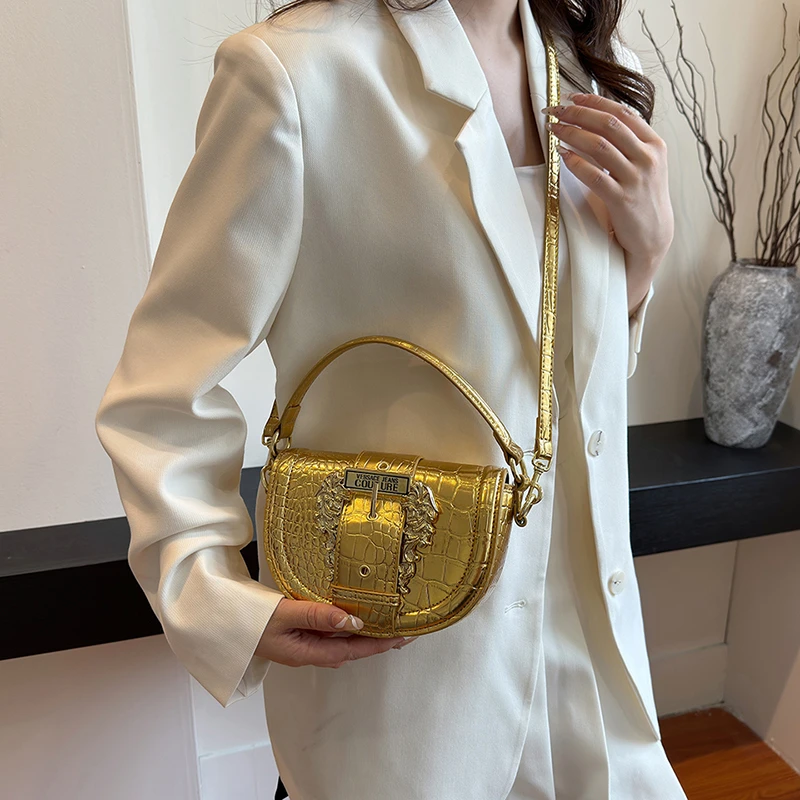Elegant Leather Tote Bag Ladies Handbag - Famous Designer Shoulder Bag With Luxurious Finish Classic 
Elegant Leather Tote Bag Ladies Handbag - Famous Designer Shoulder Bag With Luxurious Finish Classic
