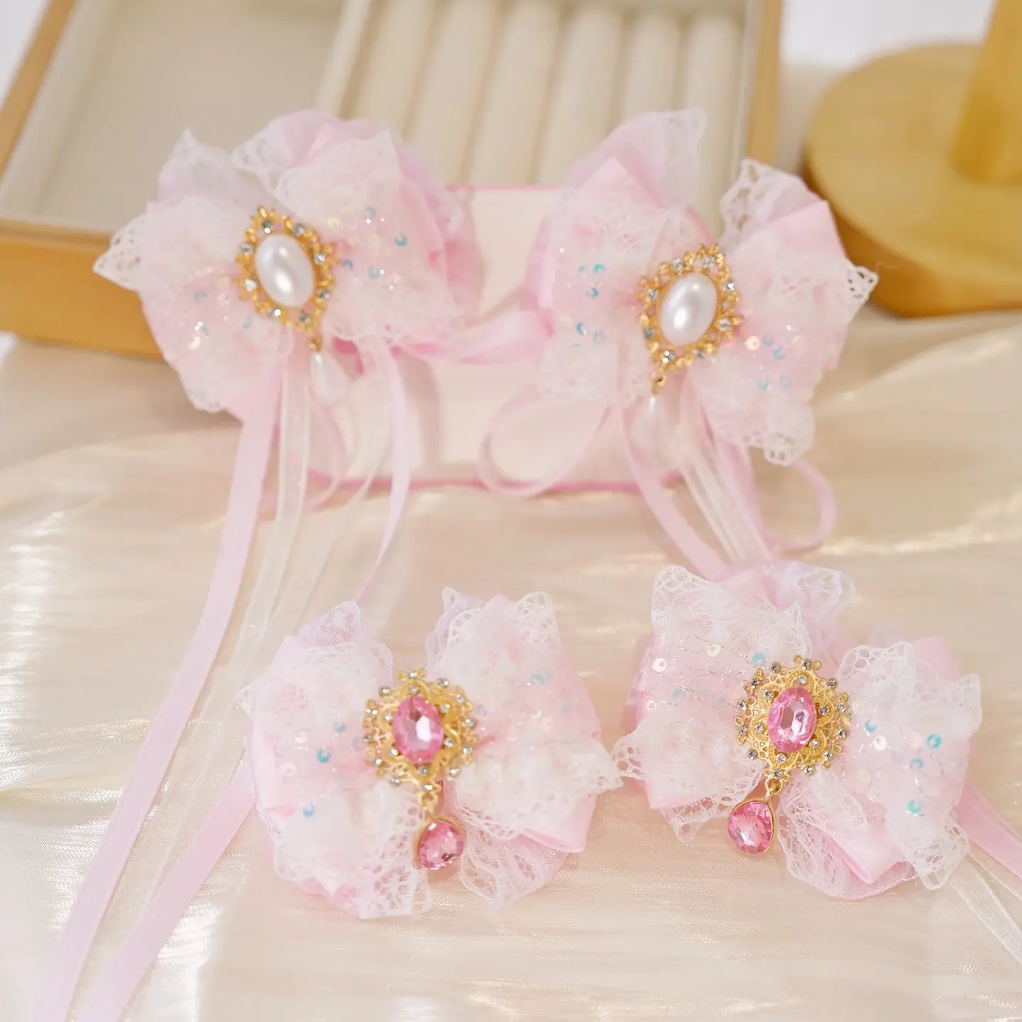 Sweet Lace Bow Hair Accessories, girl's Pearl Rhinestone Lolita Hair Ornaments, Ancient Style Fairy Long Ribbon Hair Clips
Sweet Lace Bow Hair Accessories, girl's Pearl Rhinestone Lolita Hair Ornaments, Ancient Style Fairy Long Ribbon Hair Clips