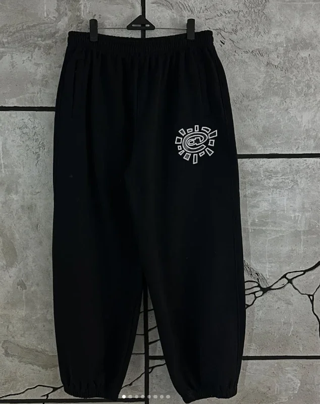 streetwear loose joggers men black cotton casual elastic waist jogger pants with sun pattern slim fit streetwear sports trousers
streetwear loose joggers men black cotton casual elastic waist jogger pants with sun pattern slim fit streetwear sports trousers