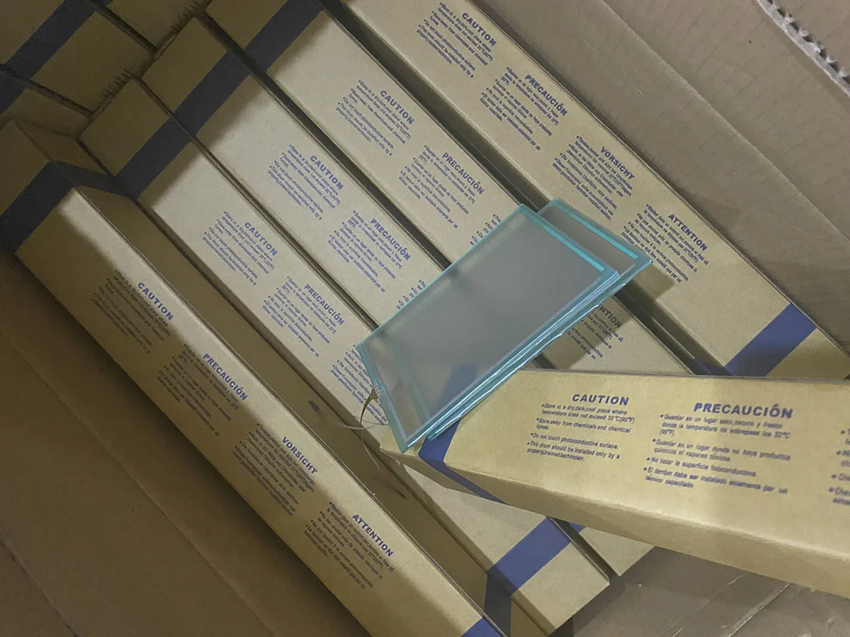 1 шт. для копировального аппарата Riso RZ370 RZ570 RZ670 RZ970 MZ770E 133*105 мм стекло сенсорного экрана
1 шт. для копировального аппарата Riso RZ370 RZ570 RZ670 RZ970 MZ770E 133*105 мм стекло сенсорного экрана