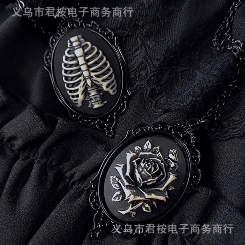 Customized. Design Gothic Black Rose Pendant Necklace Open Bone Skull Hand Made Dark Subculture Factory
Customized. Design Gothic Black Rose Pendant Necklace Open Bone Skull Hand Made Dark Subculture Factory
