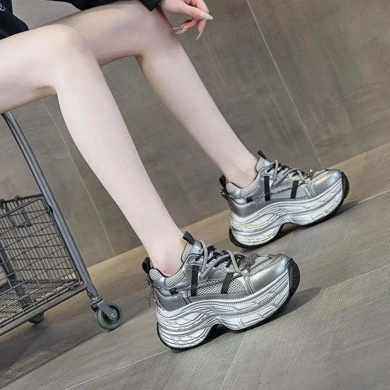 Korean Style Genuine Leather Dad Shoes Women's Sporty Diamond Patterned Flats Low Heel round Toe Casual Fashion Footwear
Korean Style Genuine Leather Dad Shoes Women's Sporty Diamond Patterned Flats Low Heel round Toe Casual Fashion Footwear