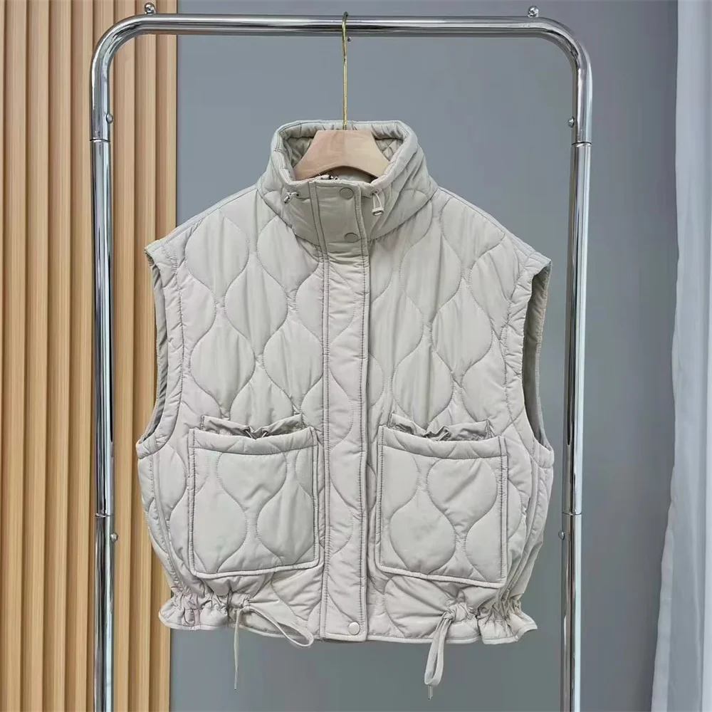 Pocket Decoration Cotton Coat Tank Top Casual Thin Coat Vest Autumn New Fashion Versatile Stand Neck
Pocket Decoration Cotton Coat Tank Top Casual Thin Coat Vest Autumn New Fashion Versatile Stand Neck