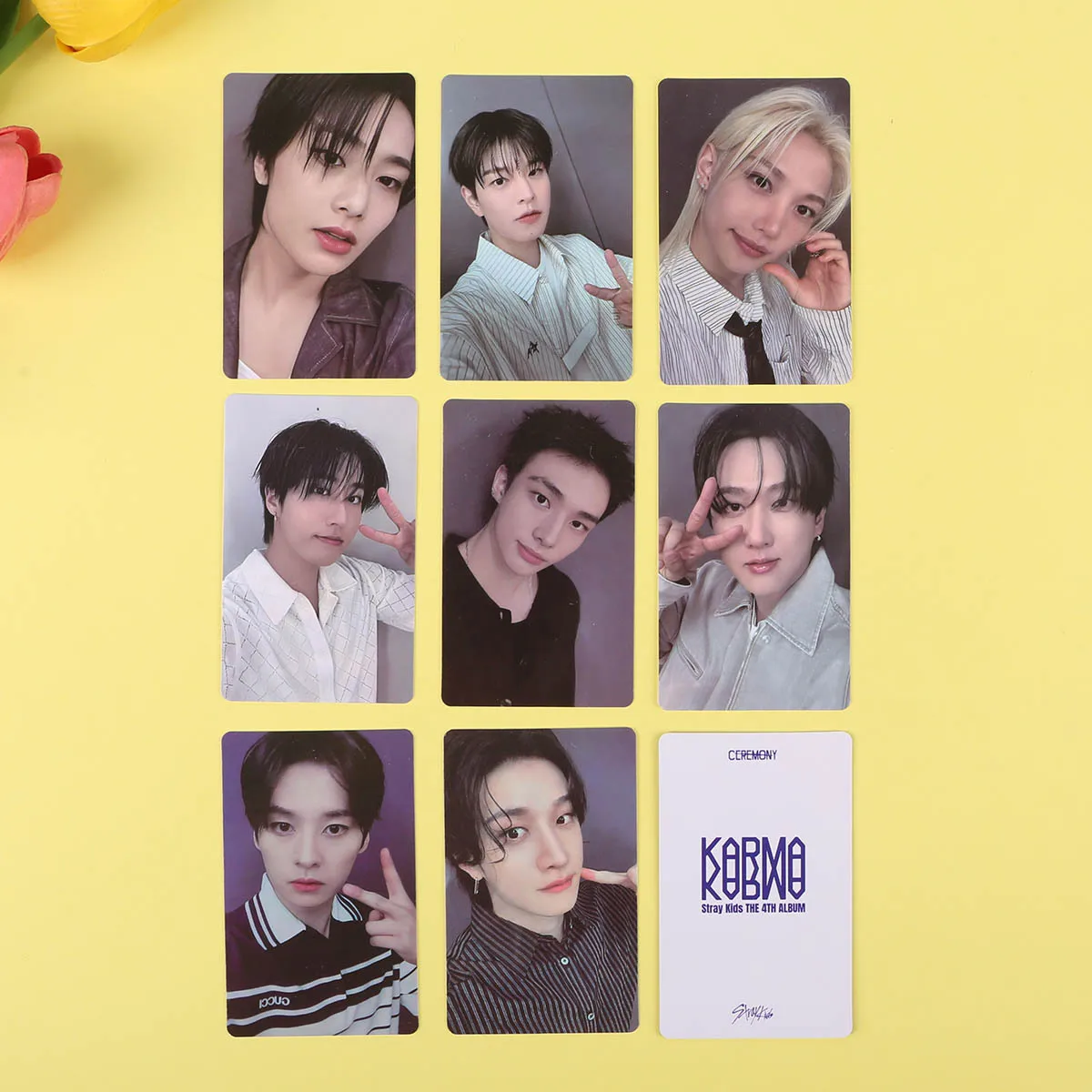 Stray kids KPOP LOMO card SKZOO small card Huang Xuanchen Fang Can HAN peripheral KARMA songwriting card Chinese card
Stray kids KPOP LOMO card SKZOO small card Huang Xuanchen Fang Can HAN peripheral KARMA songwriting card Chinese card