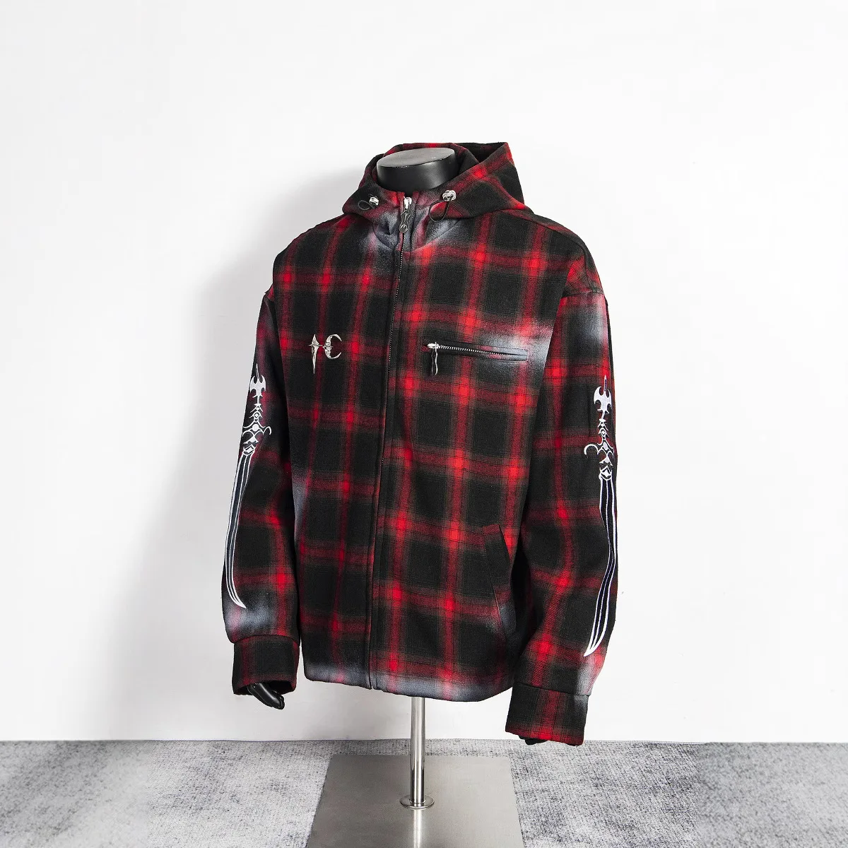Thug Club 2026 New Embroidered Sword Inkjet American Vintage Oversized Unisex Hooded Plaid Shirt
Thug Club 2026 New Embroidered Sword Inkjet American Vintage Oversized Unisex Hooded Plaid Shirt