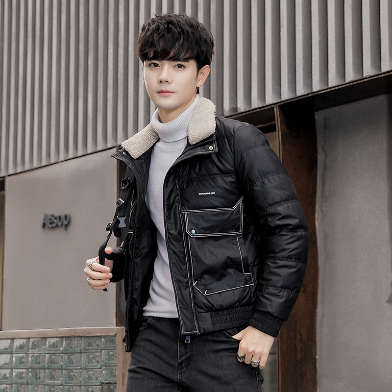 Модная утепленная повседневная мужская куртка с воротником-стойкой, съемным воротником из овечьей шерсти, износостойкое пуховое пальто из полиэфирного волокна для города
Модная утепленная повседневная мужская куртка с воротником-стойкой, съемным воротником из овечьей шерсти, износостойкое пуховое пальто из полиэфирного волокна для города