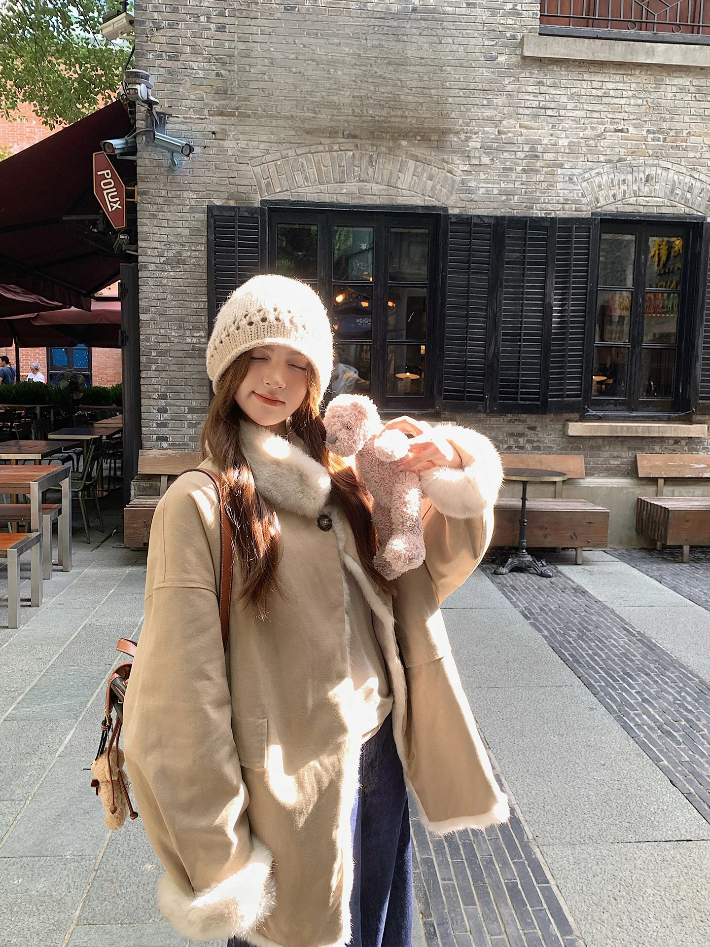 ese Venice Sun Rabbit Fur Double-Sided Wear Women's Mid-Length Loose Casual Fur Jaet Long Sve Cotton Inner
ese Venice Sun Rabbit Fur Double-Sided Wear Women's Mid-Length Loose Casual Fur Jaet Long Sve Cotton Inner