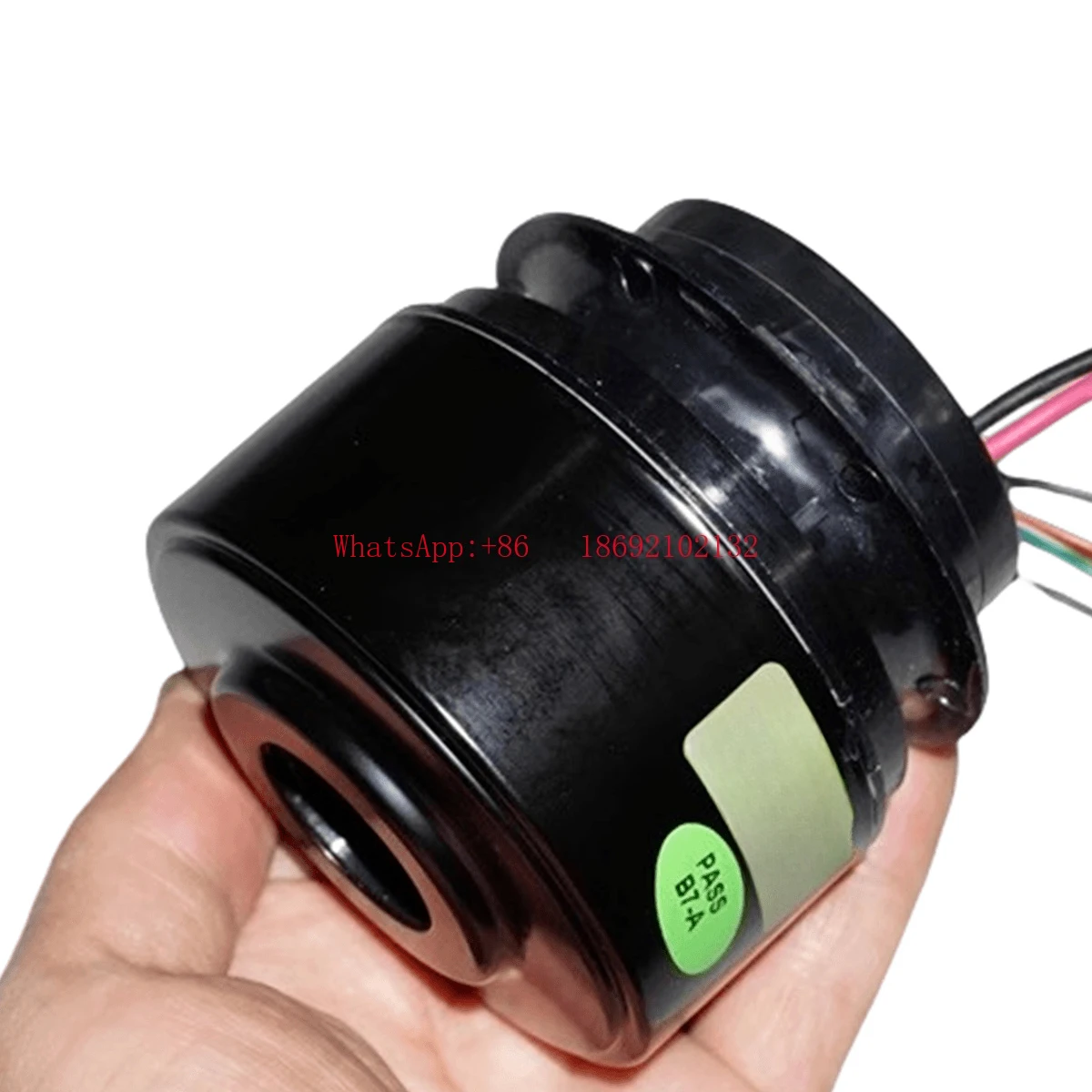 High-Speed 74mm Brushless Motor 17-33V 28.8V 200W Vacuum Cleaner Turbine Fan for Home Appliance
High-Speed 74mm Brushless Motor 17-33V 28.8V 200W Vacuum Cleaner Turbine Fan for Home Appliance