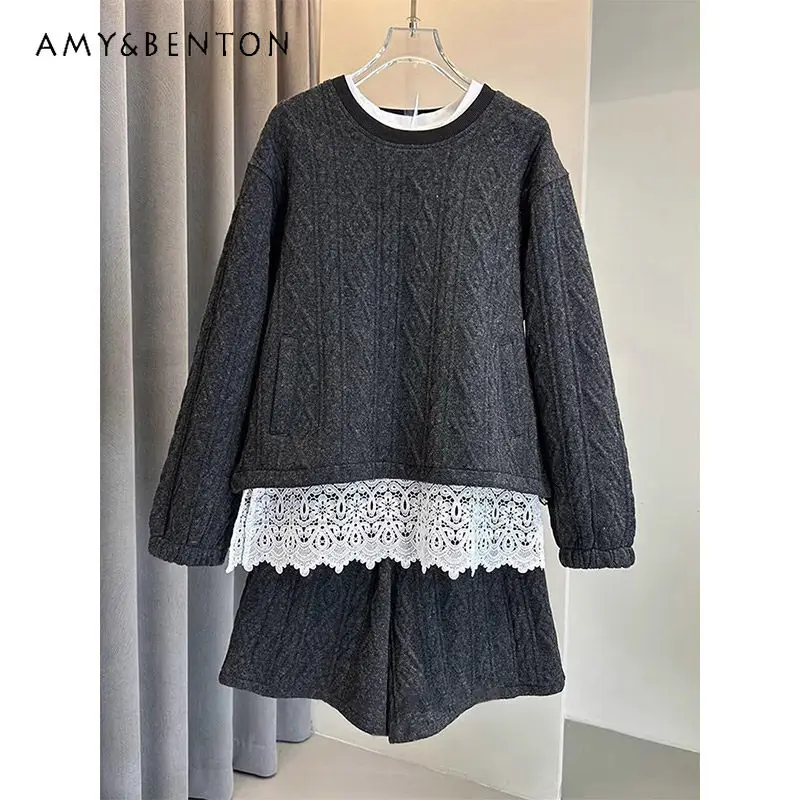 2026 Spring New Round Neck Women's Tops Original Retro Design Lace Splicing Tank Top Wide-Leg Shorts Three-Piece Sets Ladies
2026 Spring New Round Neck Women's Tops Original Retro Design Lace Splicing Tank Top Wide-Leg Shorts Three-Piece Sets Ladies