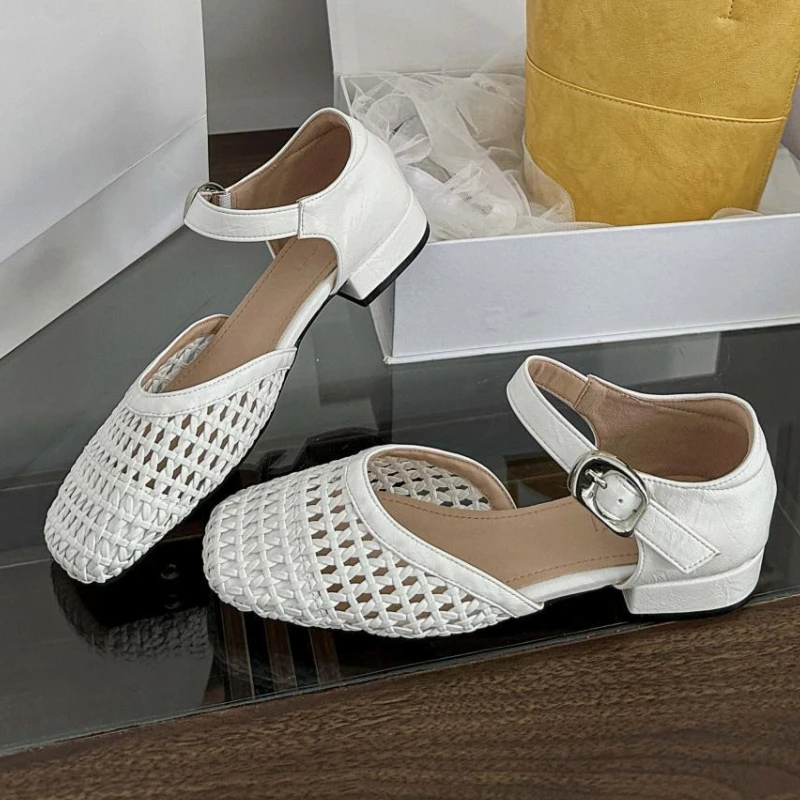 Fashion Woven Hollow Chunky Root Sandals for Women Summer Elegant Square Toe Dress Party Shoes Comfort Buckle Designer Mule Shoe
Fashion Woven Hollow Chunky Root Sandals for Women Summer Elegant Square Toe Dress Party Shoes Comfort Buckle Designer Mule Shoe