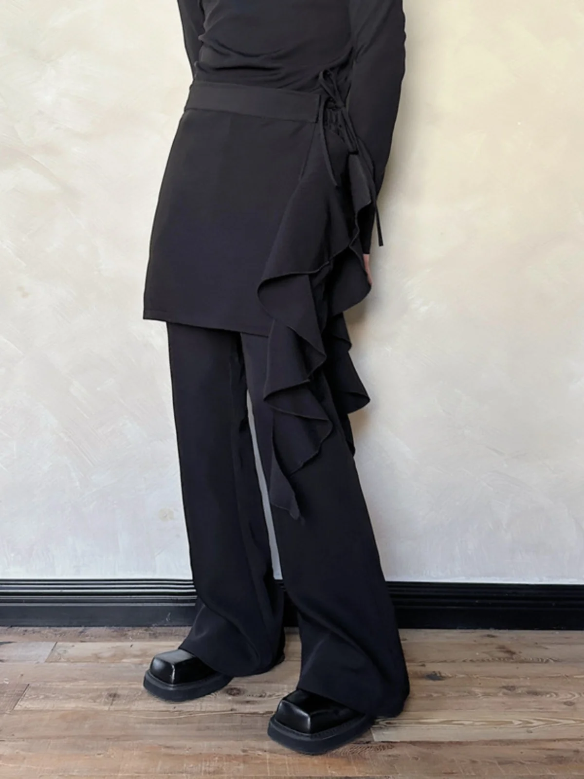 Faionable съемный дизайн, повседневные длинные брюки, мужские осенне-зимние новые брюки длиной до пола, молодежные витали Sle
Faionable съемный дизайн, повседневные длинные брюки, мужские осенне-зимние новые брюки длиной до пола, молодежные витали Sle