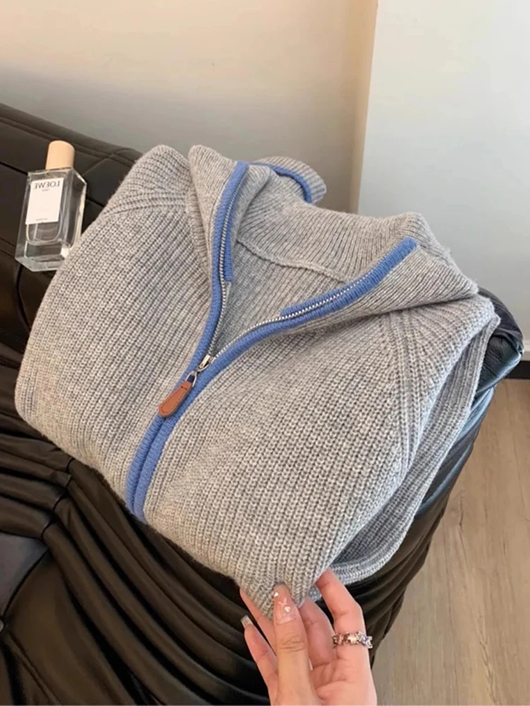 Autumn Winter New Women Double Zipper Lapel Collar Knitting Cardigan Lazy Style Unique Sweater Casual Long Sleeved Tops
Autumn Winter New Women Double Zipper Lapel Collar Knitting Cardigan Lazy Style Unique Sweater Casual Long Sleeved Tops