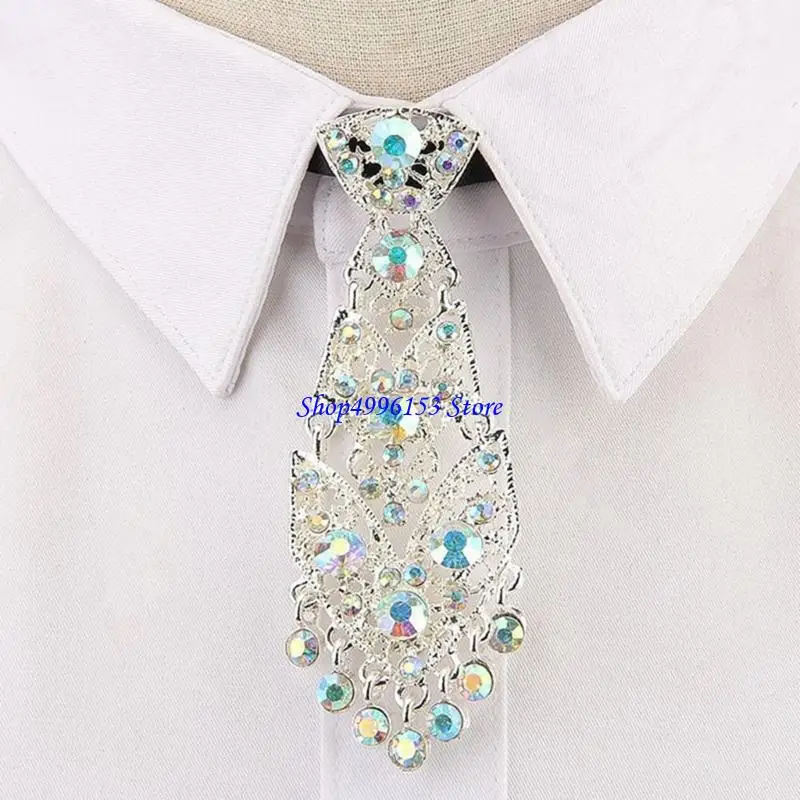 Q0KE Trendy Metallic Bowtie With Rhinestones Modern Sparkling Collar Chain Decoration Wedding Ceremony Accessory
Q0KE Trendy Metallic Bowtie With Rhinestones Modern Sparkling Collar Chain Decoration Wedding Ceremony Accessory