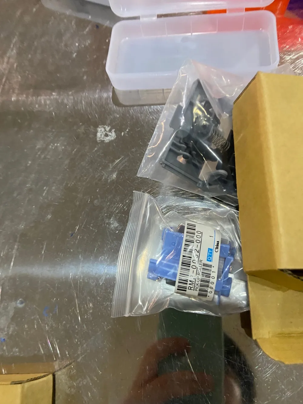 5 компл. разделительный ролик захвата RM2-6577-000 B5L24-67904 для HP Color LaserJet M552 M553 M554 M555 M577 M578 M652 M653 M681 M682
5 компл. разделительный ролик захвата RM2-6577-000 B5L24-67904 для HP Color LaserJet M552 M553 M554 M555 M577 M578 M652 M653 M681 M682