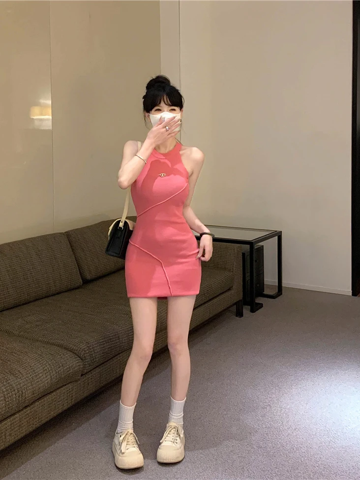 Sexy Shoulder Bared Knitted Dress Neck Hanging Strapless Short Skirt for Women Summer Slim Fit Sleeveless V-Neck Sweet Style
Sexy Shoulder Bared Knitted Dress Neck Hanging Strapless Short Skirt for Women Summer Slim Fit Sleeveless V-Neck Sweet Style