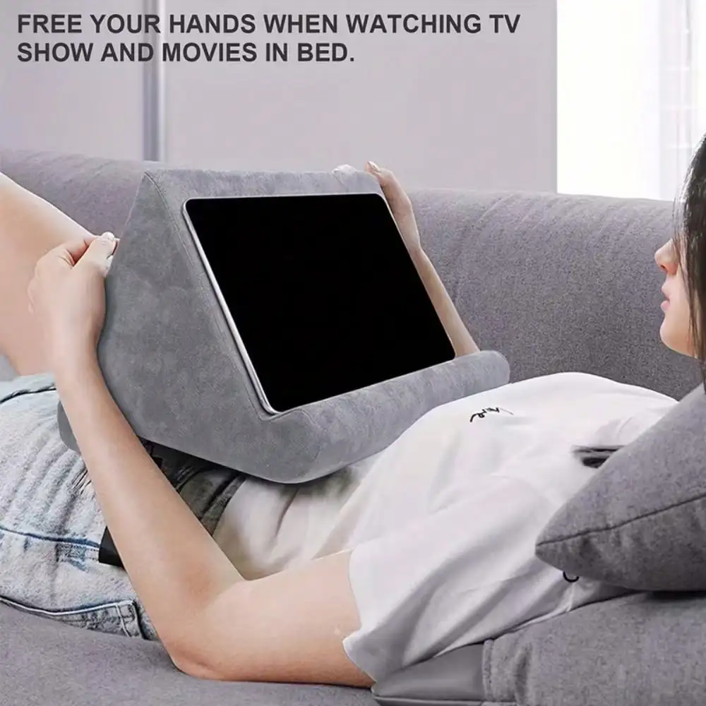 1pc Soft Tablet Stand, Multi-Angle Tablet Pad Stand, Slouchy Bracket, Soft Pad Stand, Tablet Pillow Stand With Mesh Pocket, Suitable For Legs, Knees, Sofa And Bed Universal Phone Holder Stand For Kyphosis, Books, Desk Reading Stand, Tablet Reading Pillow,
1pc Soft Tablet Stand, Multi-Angle Tablet Pad Stand, Slouchy Bracket, Soft Pad Stand, Tablet Pillow Stand With Mesh Pocket, Suitable For Legs, Knees, Sofa And Bed Universal Phone Holder Stand For Kyphosis, Books, Desk Reading Stand, Tablet Reading Pillow,