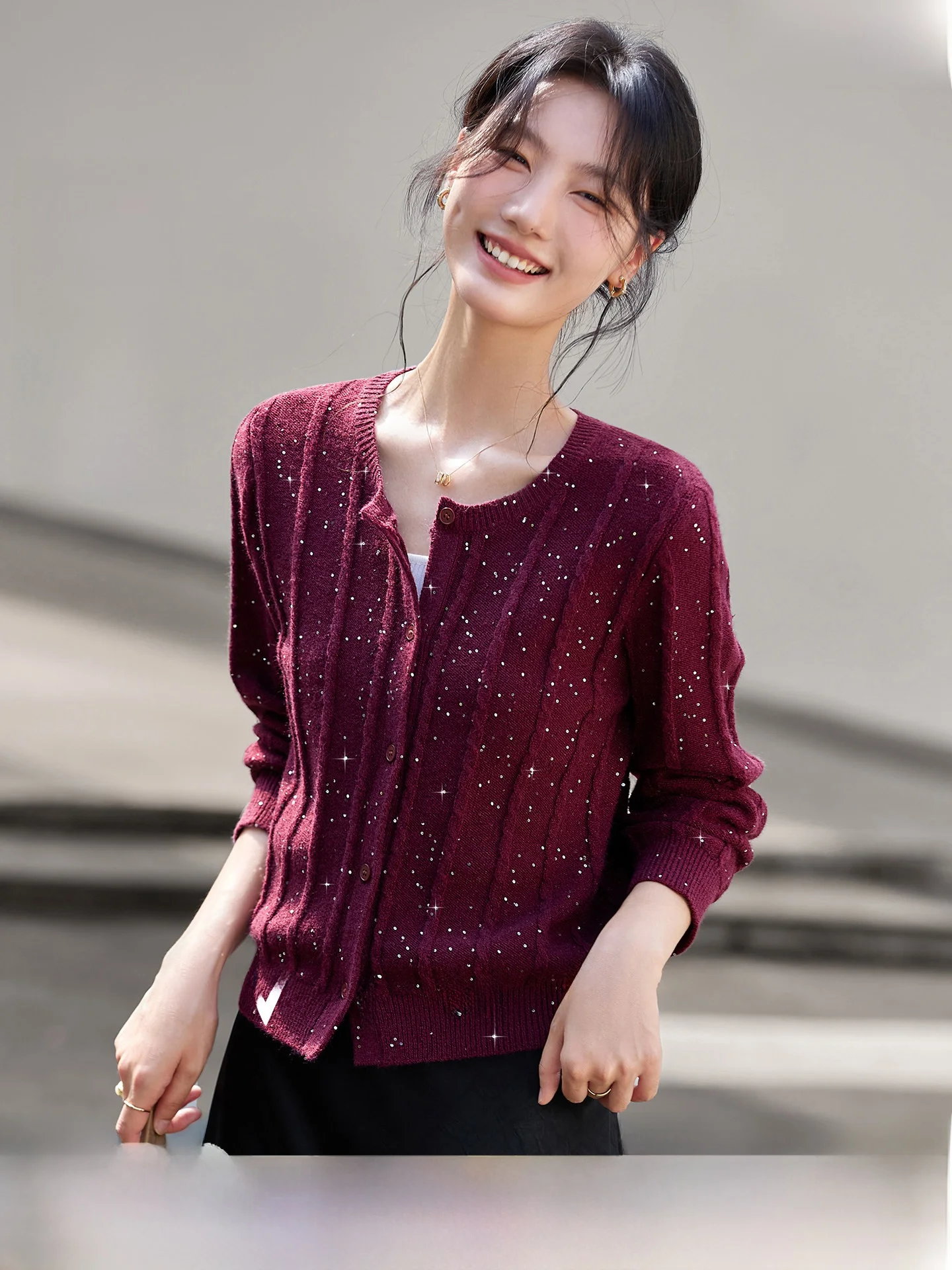 Shiny Design Red Twist Knitted Open Cardigan Women's 2026 New Sweater Jacket round Neck Open Cardigan Top Polyester Fiber
Shiny Design Red Twist Knitted Open Cardigan Women's 2026 New Sweater Jacket round Neck Open Cardigan Top Polyester Fiber