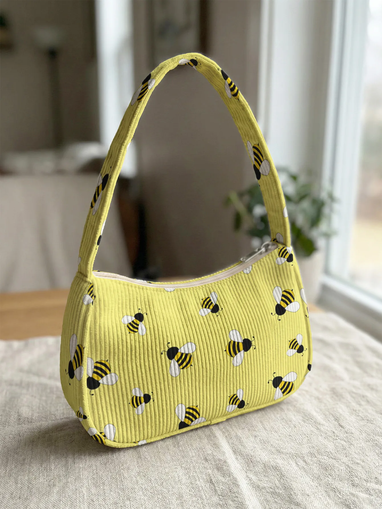 Trendy Playful Bee Print Shoulder Bag, Bright Yellow Corduroy Underarm Bag
Trendy Playful Bee Print Shoulder Bag, Bright Yellow Corduroy Underarm Bag